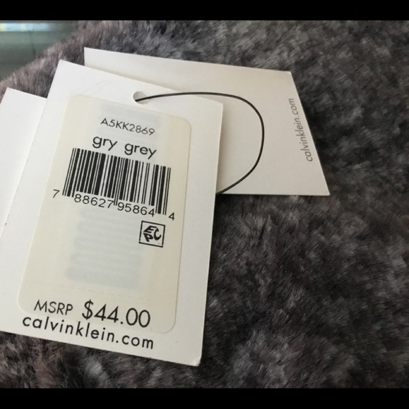 Calvin Klein Infinity Scarf - Picture 3 of 4